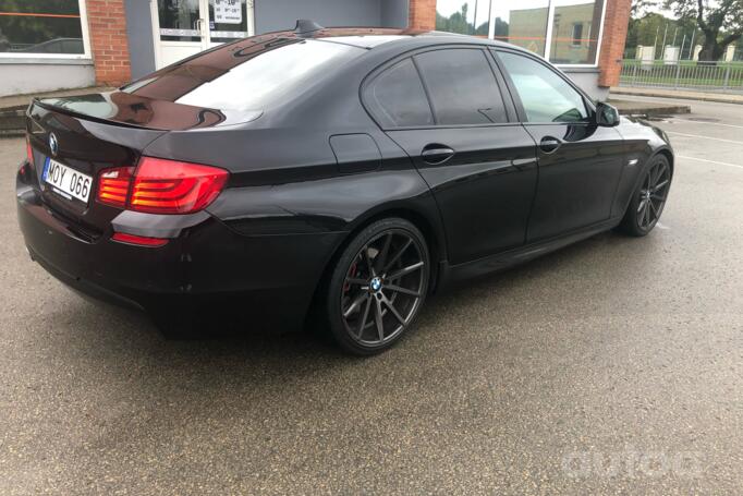 BMW 5 Series F07/F10/F11 Sedan