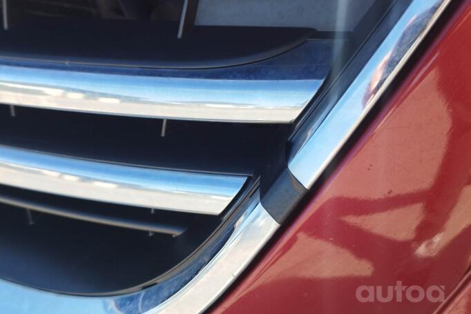Volkswagen Tiguan 1 generation Crossover