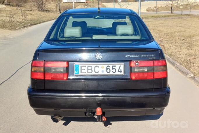 Volkswagen Passat B4 Sedan