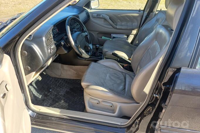 Volkswagen Passat B4 Sedan