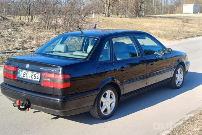 Volkswagen Passat B4 Sedan