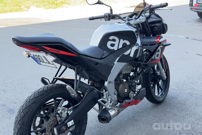 Aprilia Tuono