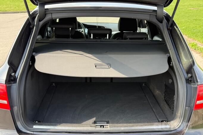 Audi A4 B8/8K wagon 5-doors