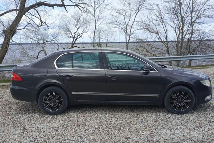 Skoda Superb 2 generation Liftback