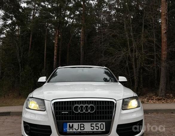 Audi Q5 8R Crossover