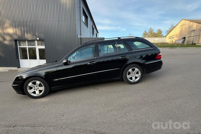 Mercedes-Benz E-Class W211/S211 wagon 5-doors
