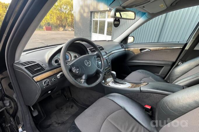 Mercedes-Benz E-Class W211/S211 wagon 5-doors