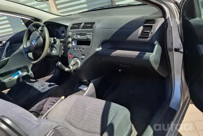Honda Civic 7 generation Hatchback 3-doors