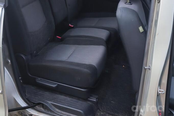 Mazda 5 CR Minivan