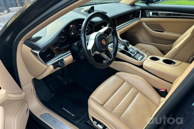 Porsche Panamera 971 Liftback