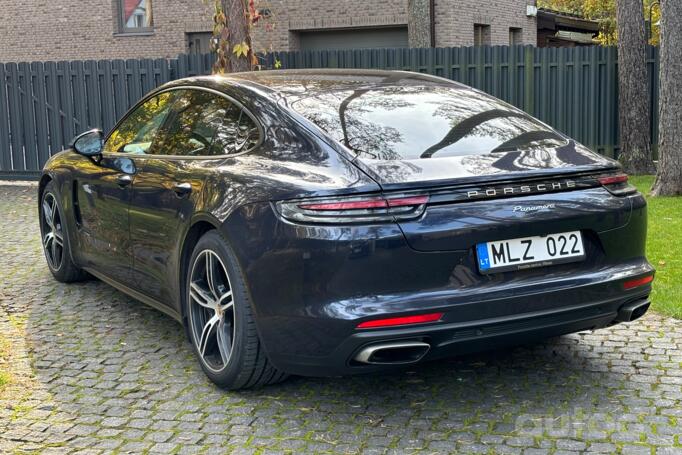 Porsche Panamera 971 Liftback