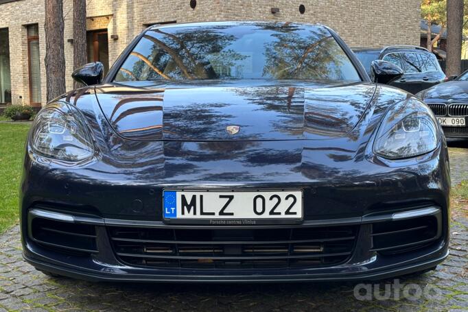 Porsche Panamera 971 Liftback