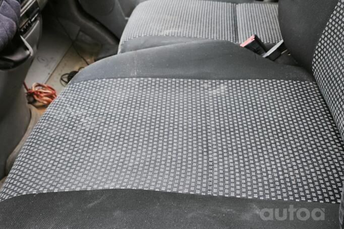 Mercedes-Benz Sprinter Second generation