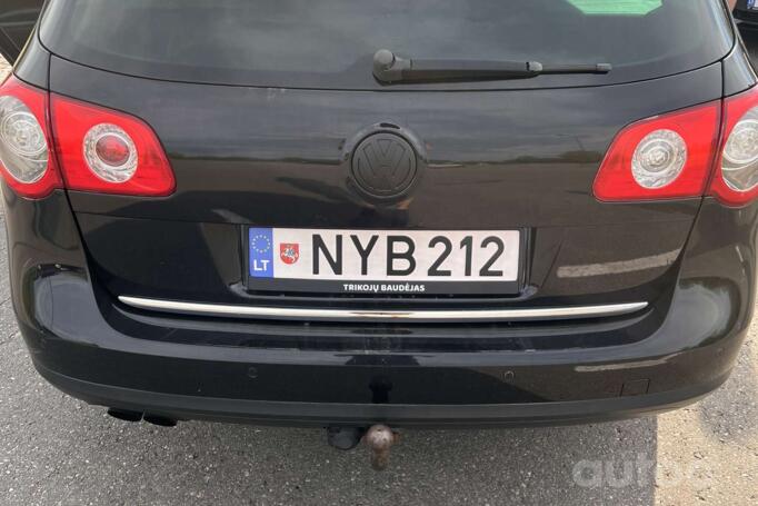 Volkswagen Passat B6 wagon 5-doors