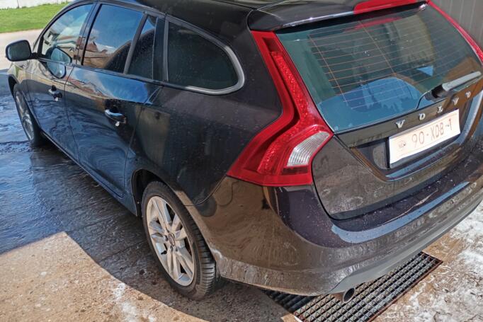 Volvo V60 1 generation wagon
