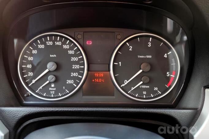BMW 3 Series E90/E91/E92/E93 Sedan