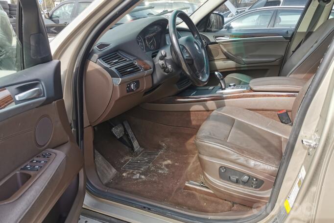 BMW X5 E70 Crossover