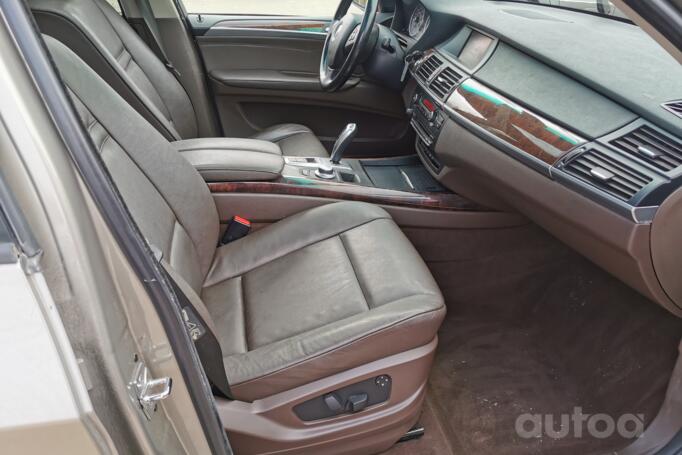BMW X5 E70 Crossover