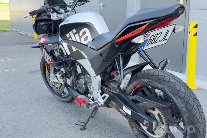 Aprilia Tuono