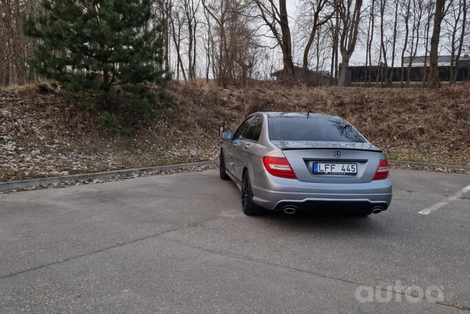 Mercedes-Benz C-Class W204/S204/C204 [restyling] Sedan 4-doors