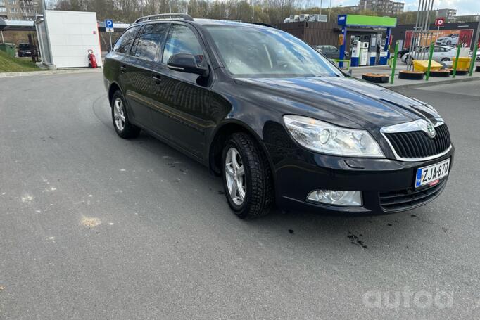 Skoda Octavia 2 generation Combi wagon 5-doors
