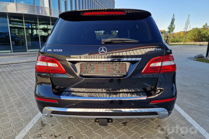 Mercedes-Benz M-Class W166 Crossover 5-doors