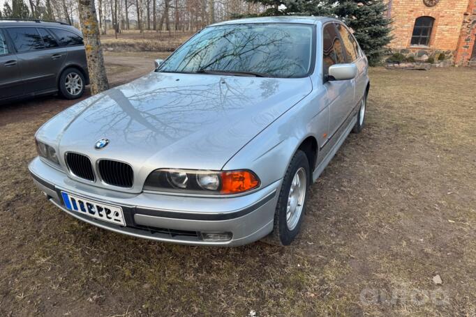 BMW 5 Series E39 Sedan 4-doors