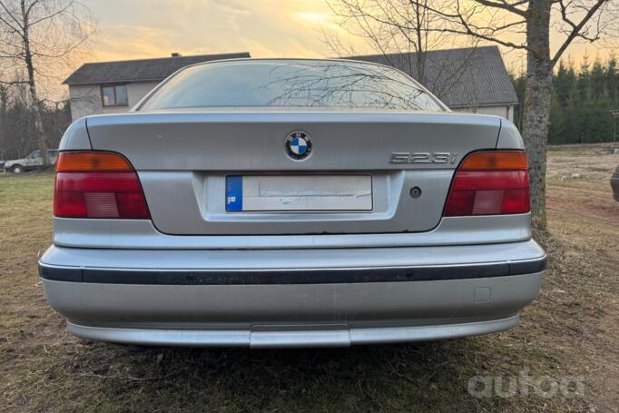 BMW 5 Series E39 Sedan 4-doors