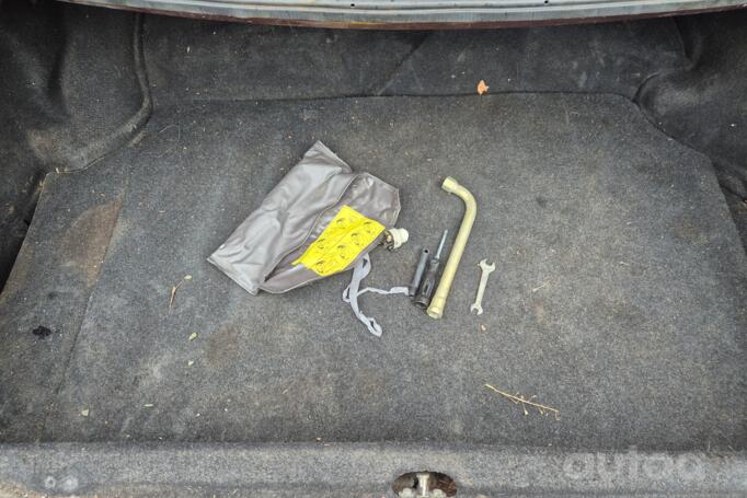 Audi 200 C3 [restyling]