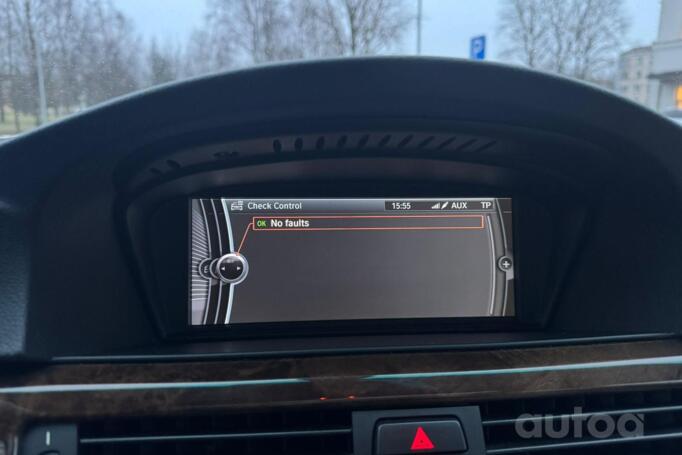 BMW 3 Series E90/E91/E92/E93 [restyling] Sedan