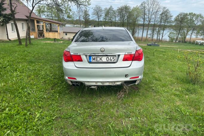 BMW 7 Series F01/F02 Sedan