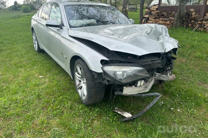 BMW 7 Series F01/F02 Sedan