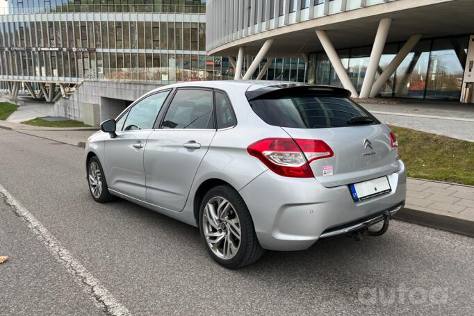 Citroen C4 2 generation Hatchback