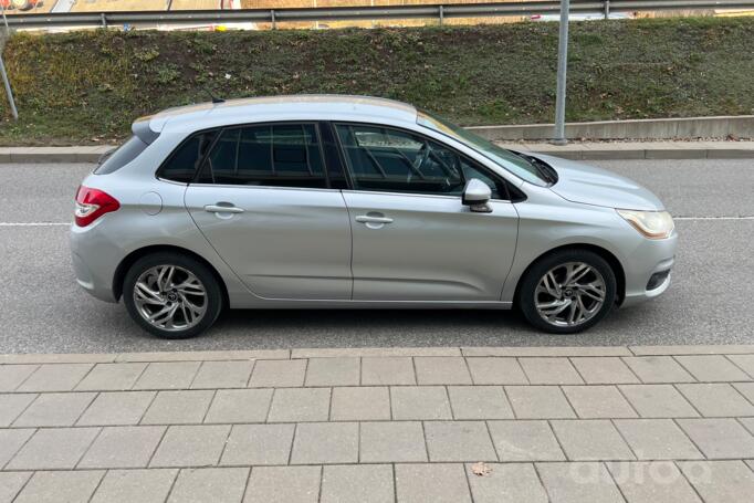Citroen C4 2 generation Hatchback