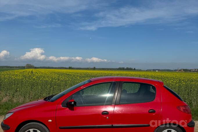 Peugeot 206 1 generation [restyling] Hatchback 5-doors