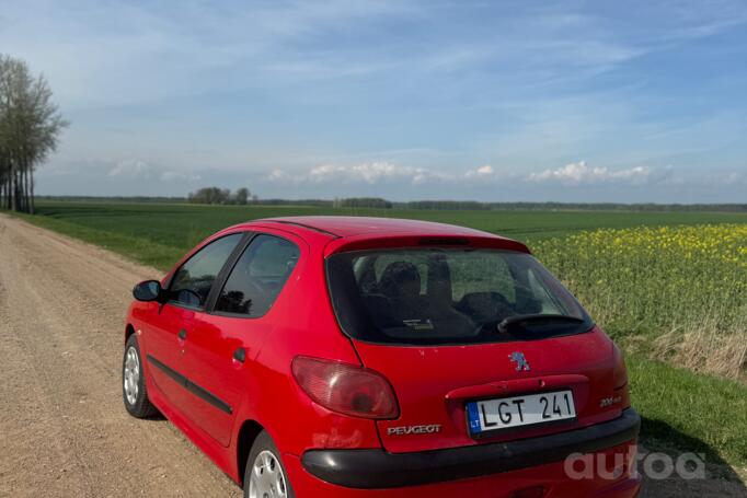 Peugeot 206 1 generation [restyling] Hatchback 5-doors