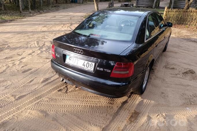 Audi A4 B5 [restyling] Sedan
