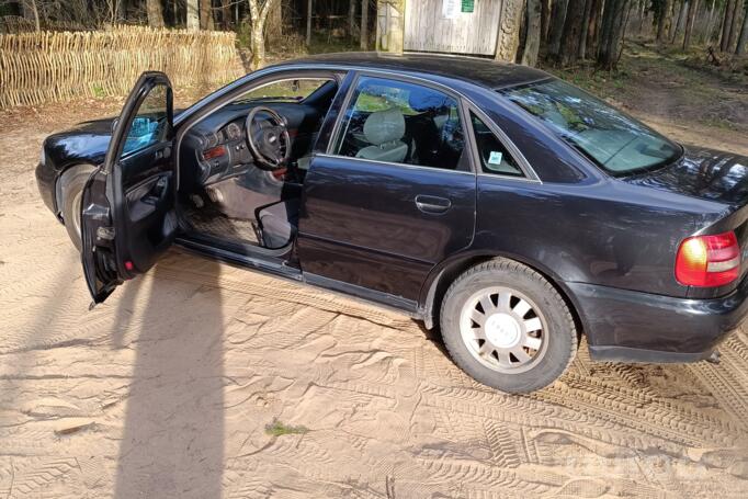 Audi A4 B5 [restyling] Sedan