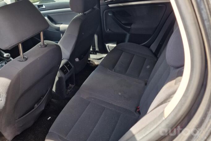 Volkswagen Golf 5 generation Hatchback 5-doors