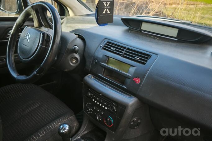 Citroen C4 1 generation [restyling] Hatchback 5-doors