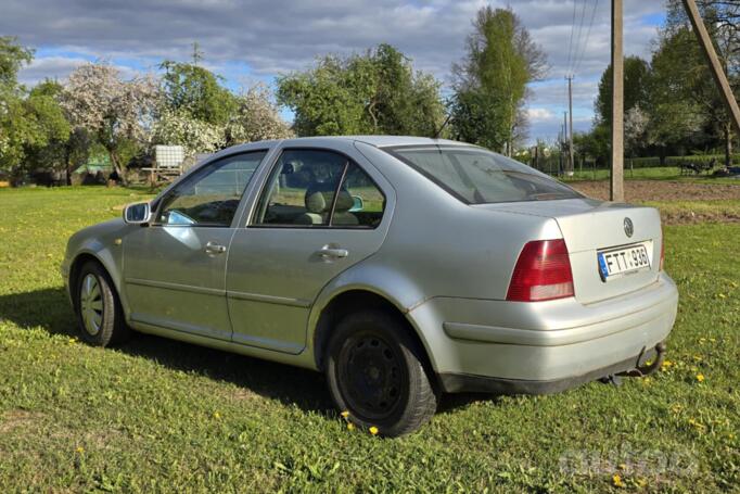 Volkswagen Bora 1 generation Sedan