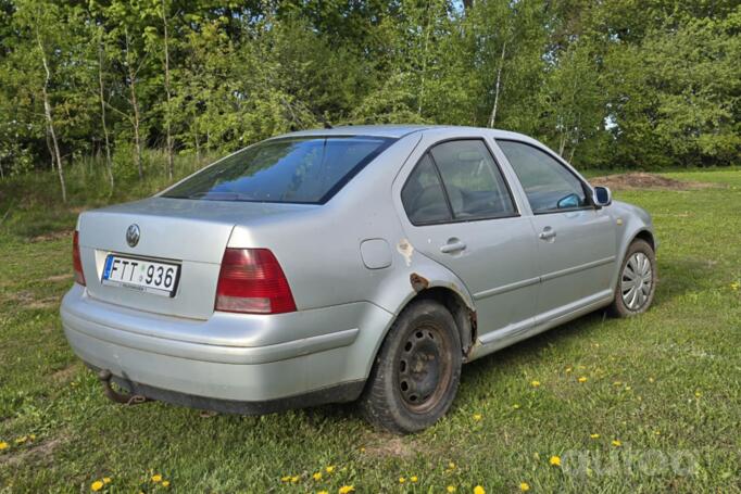 Volkswagen Bora 1 generation Sedan