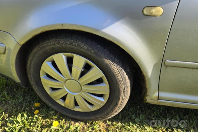 Volkswagen Bora 1 generation Sedan
