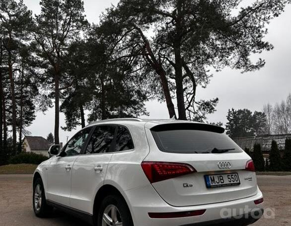 Audi Q5 8R Crossover