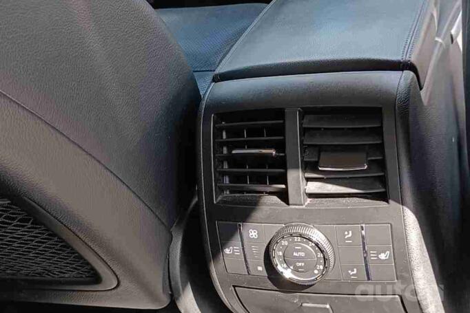 Mercedes-Benz GL-Class