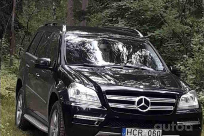 Mercedes-Benz GL-Class