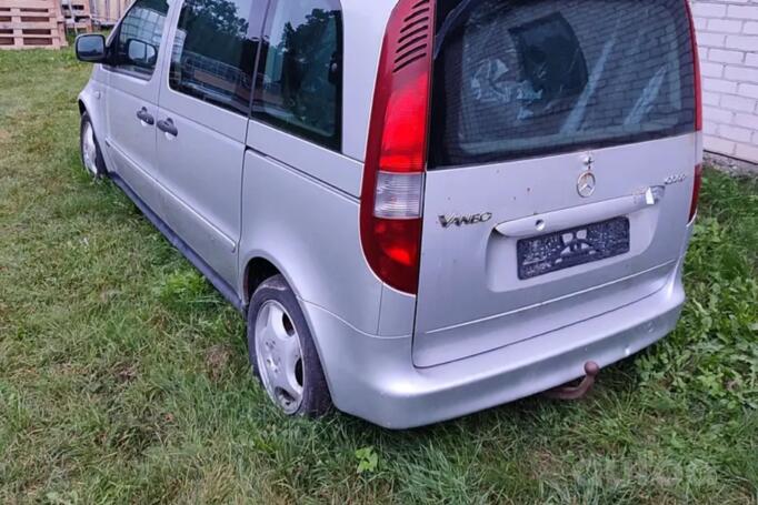 Mercedes-Benz Vaneo W414 Minivan