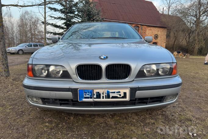 BMW 5 Series E39 Sedan 4-doors