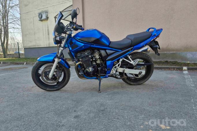 Suzuki GSF600S