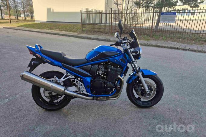 Suzuki GSF600S